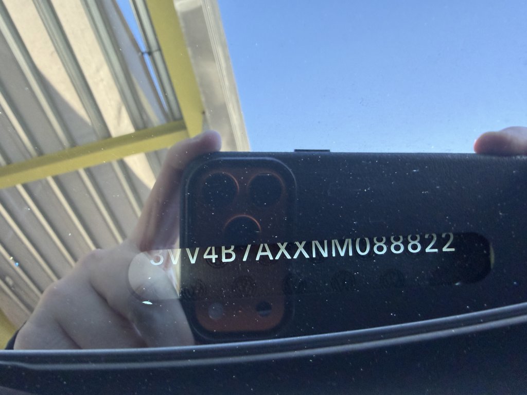 Used 2022 Volkswagen Tiguan SEL R-Line image 43