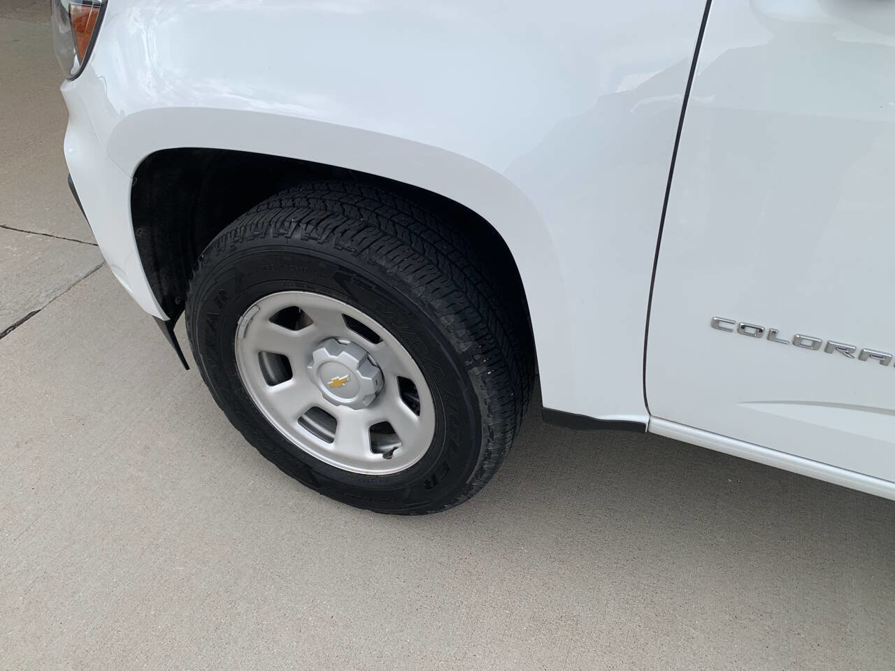 Used 2021 Chevrolet Colorado W/T w/ WT Convenience Package RWD image 11