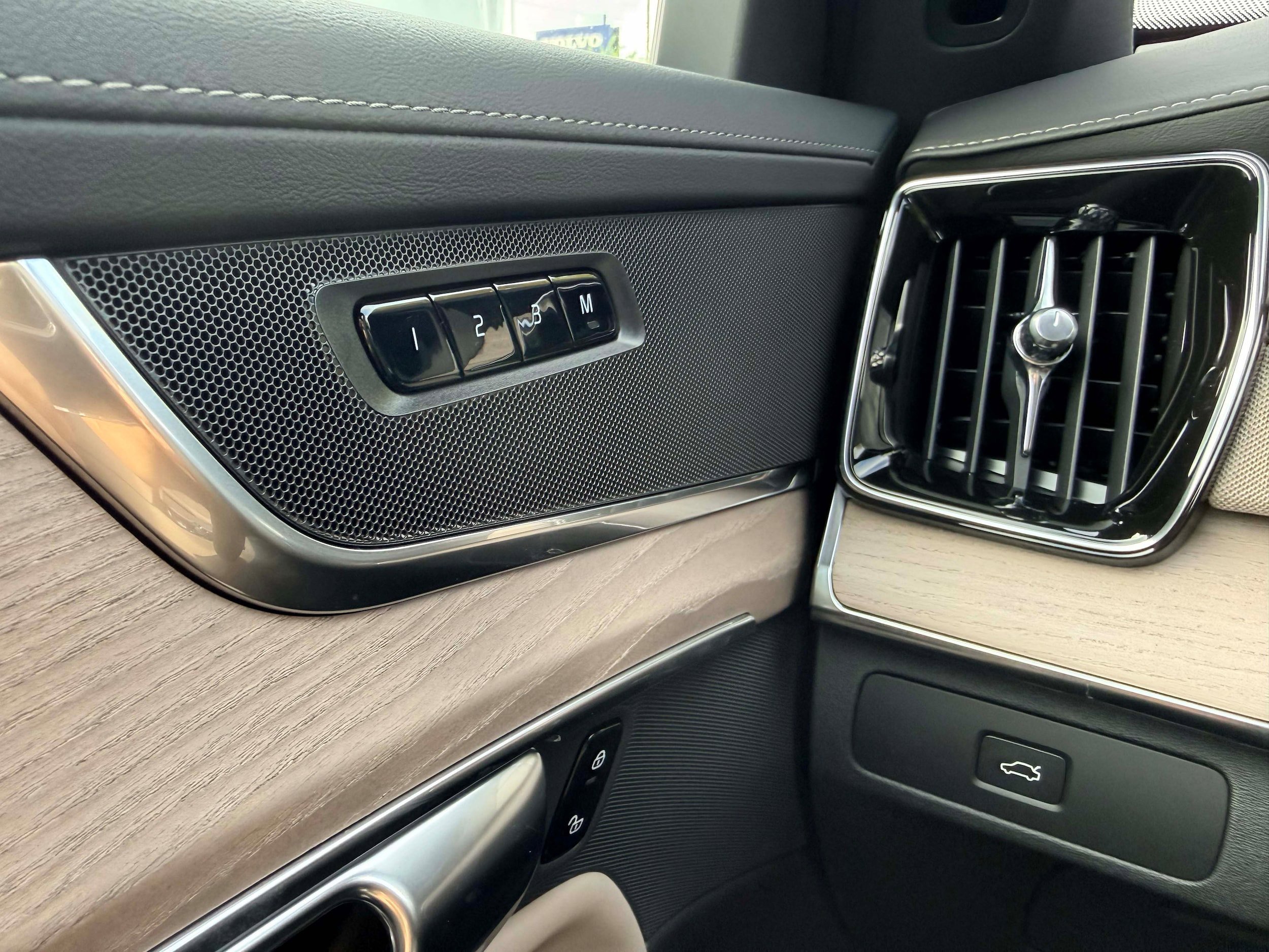 New 2026 Volvo XC90 B5 Core image 19