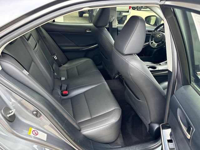 Used 2018 Lexus IS 300 AWD w/ Comfort Package image 31