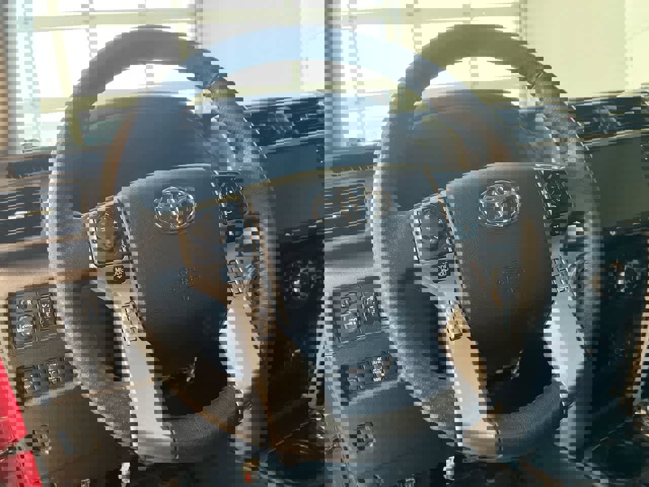 Used 2020 Toyota 4Runner SR5 Premium image 14