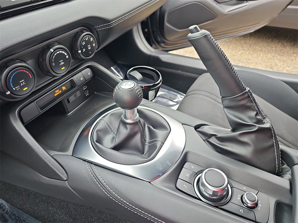 New 2025 MAZDA MX-5 Miata Club image 18