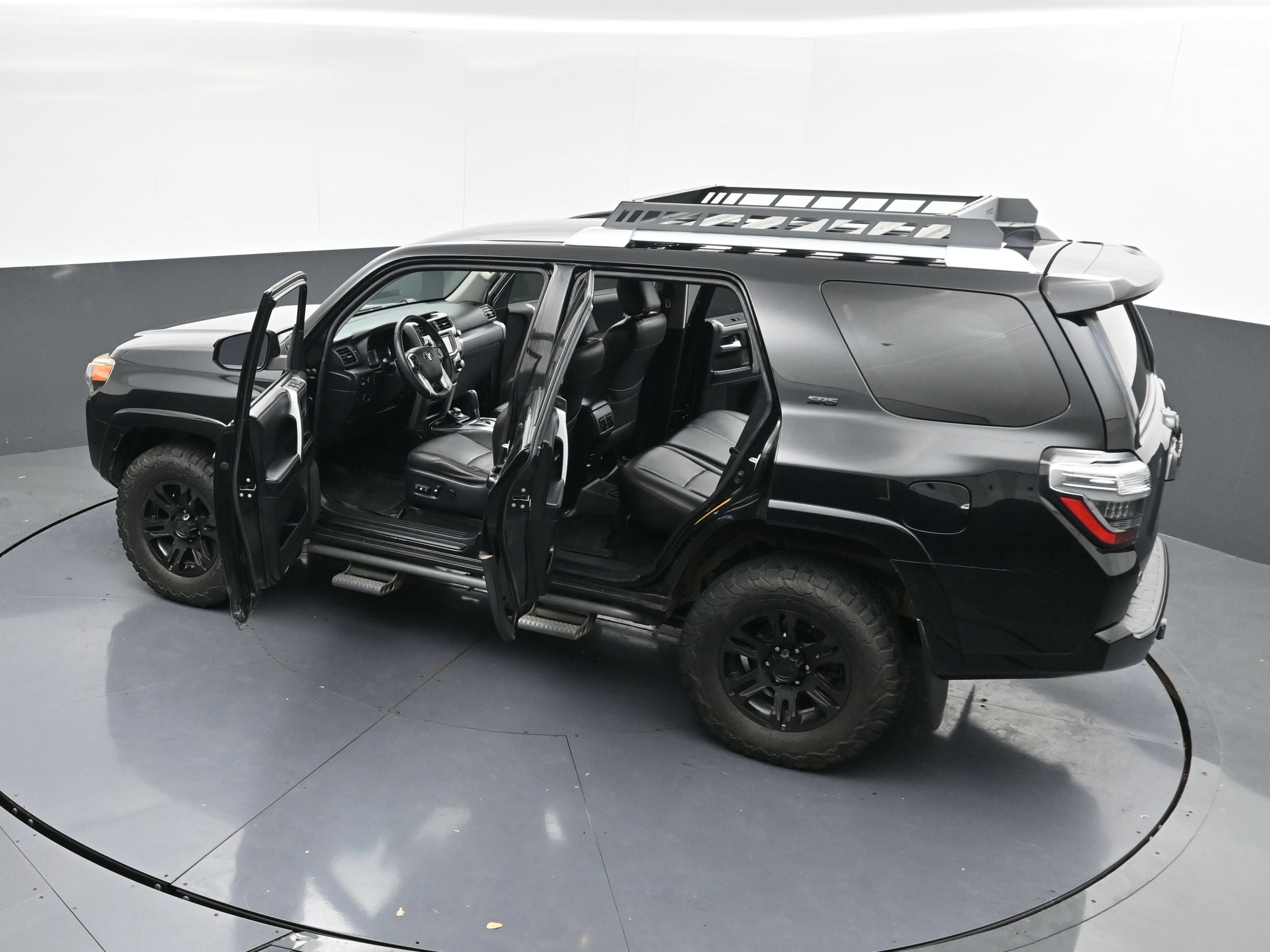 Used 2017 Toyota 4Runner SR5 AWD/4WD image 44