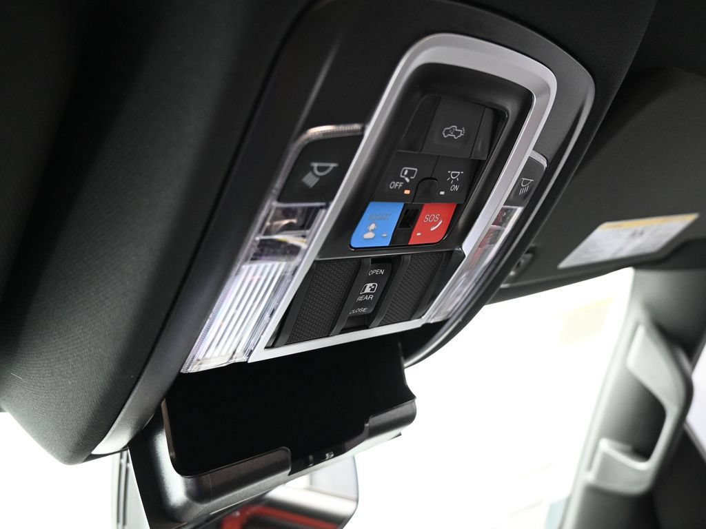 Used 2025 RAM 1500 Rebel w/ Rebel Level 2 Equipment Group AWD/4WD image 31