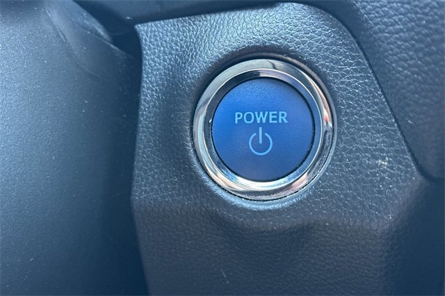 Used 2021 Toyota RAV4 XLE image 22