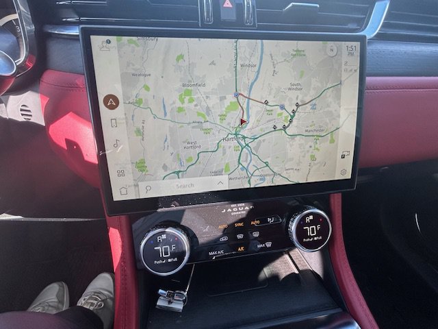 Certified 2023 Jaguar F-PACE R-Dynamic S AWD/4WD image 27