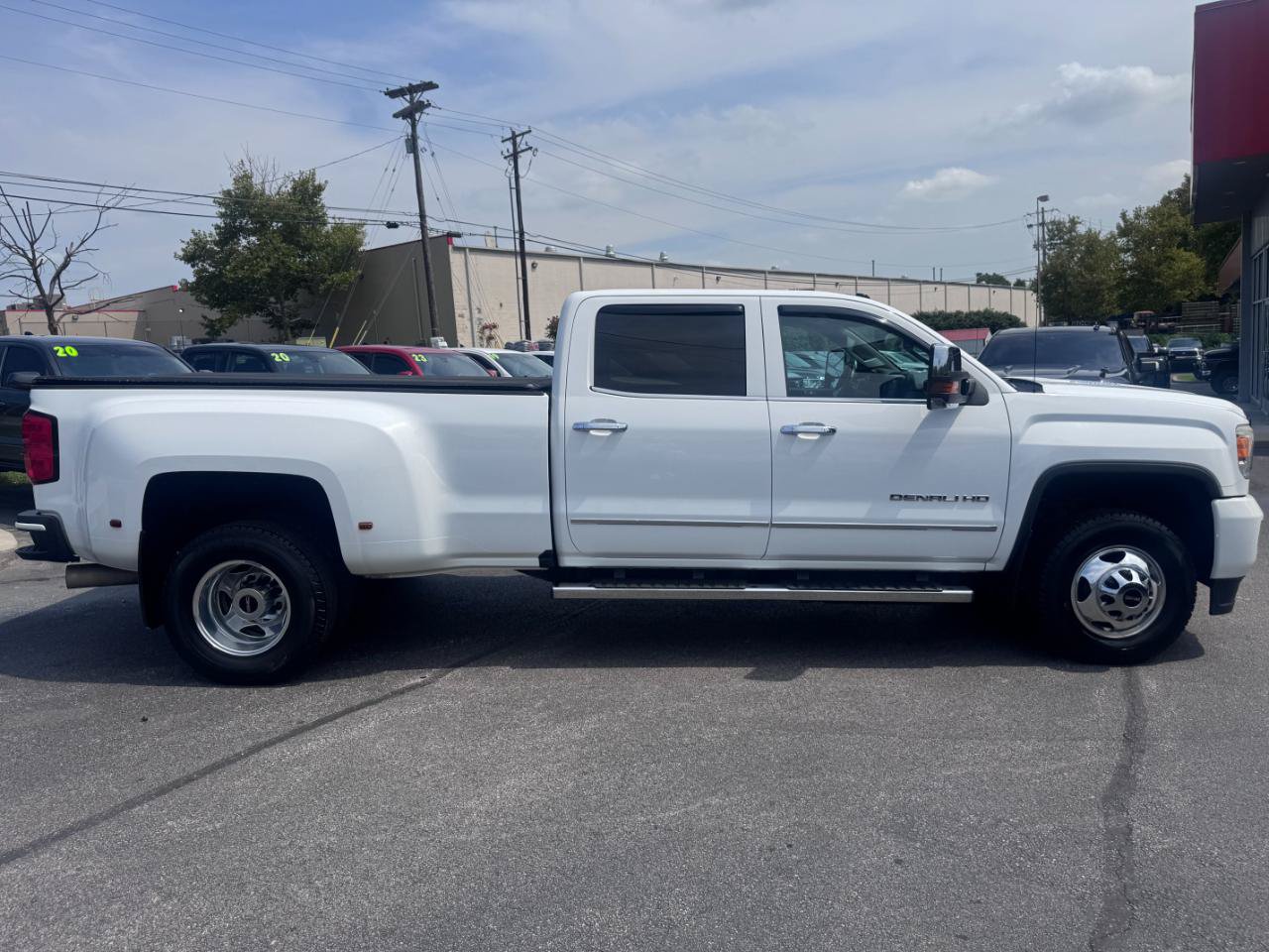 Used 2016 GMC Sierra 3500 Denali w/ Duramax Plus Package AWD/4WD image 2
