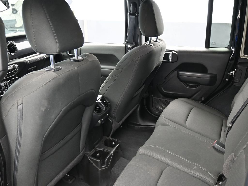 Used 2022 Jeep Wrangler Unlimited Sport image 34