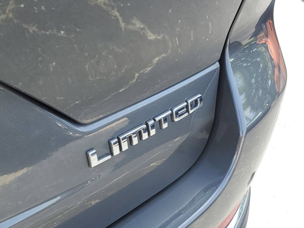 Used 2023 Jeep Grand Cherokee Limited AWD/4WD image 8