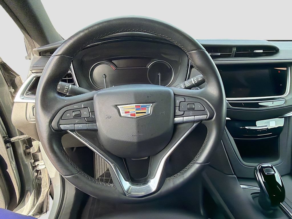 Used 2024 Cadillac XT6 Luxury FWD image 11