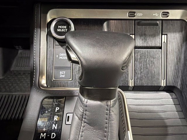 Used 2025 Lexus GX 550 w/ Accessory Package (2T) AWD/4WD image 46