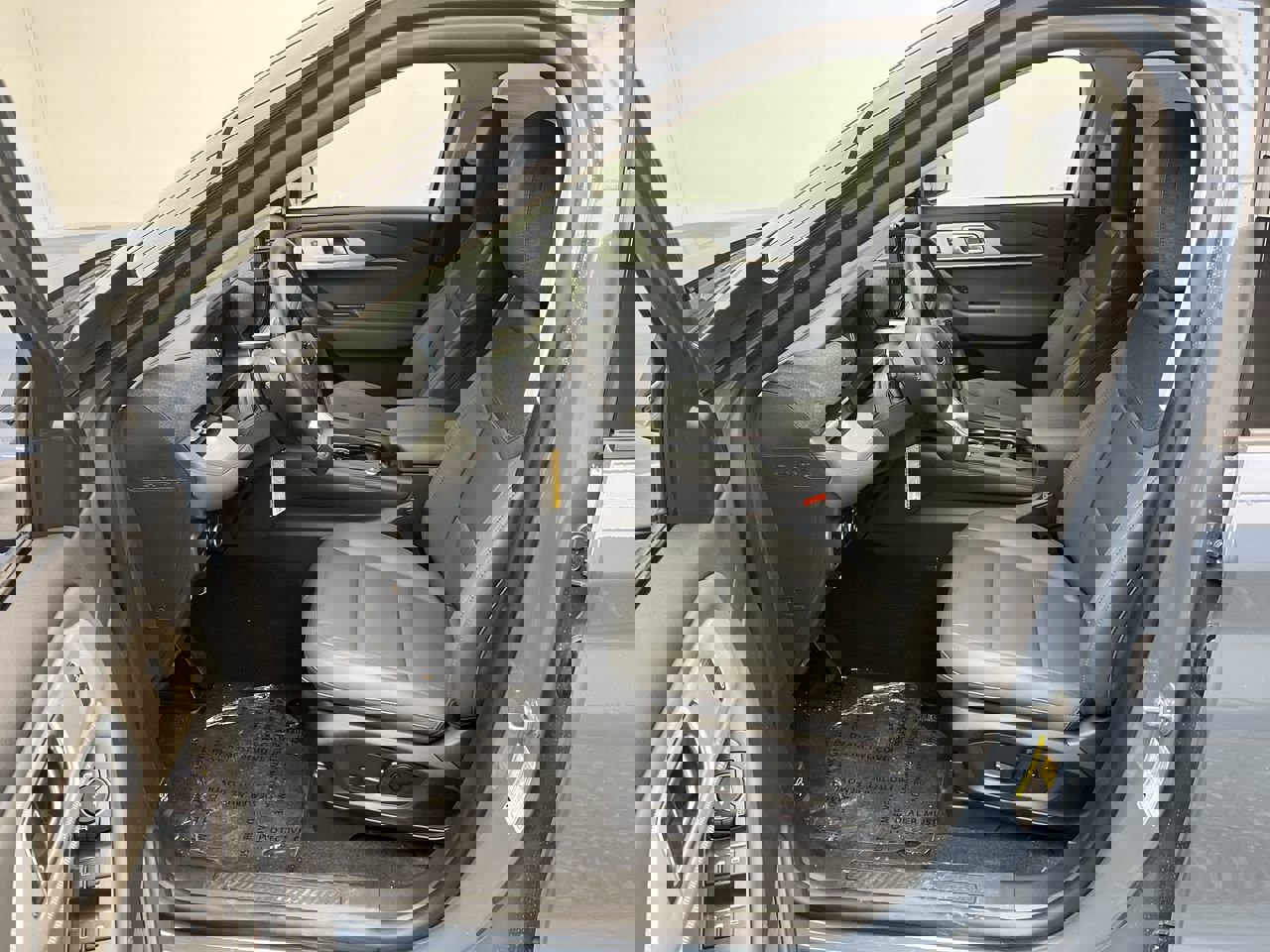 New 2026 Ford Explorer Active w/ Active Comfort Package image 3