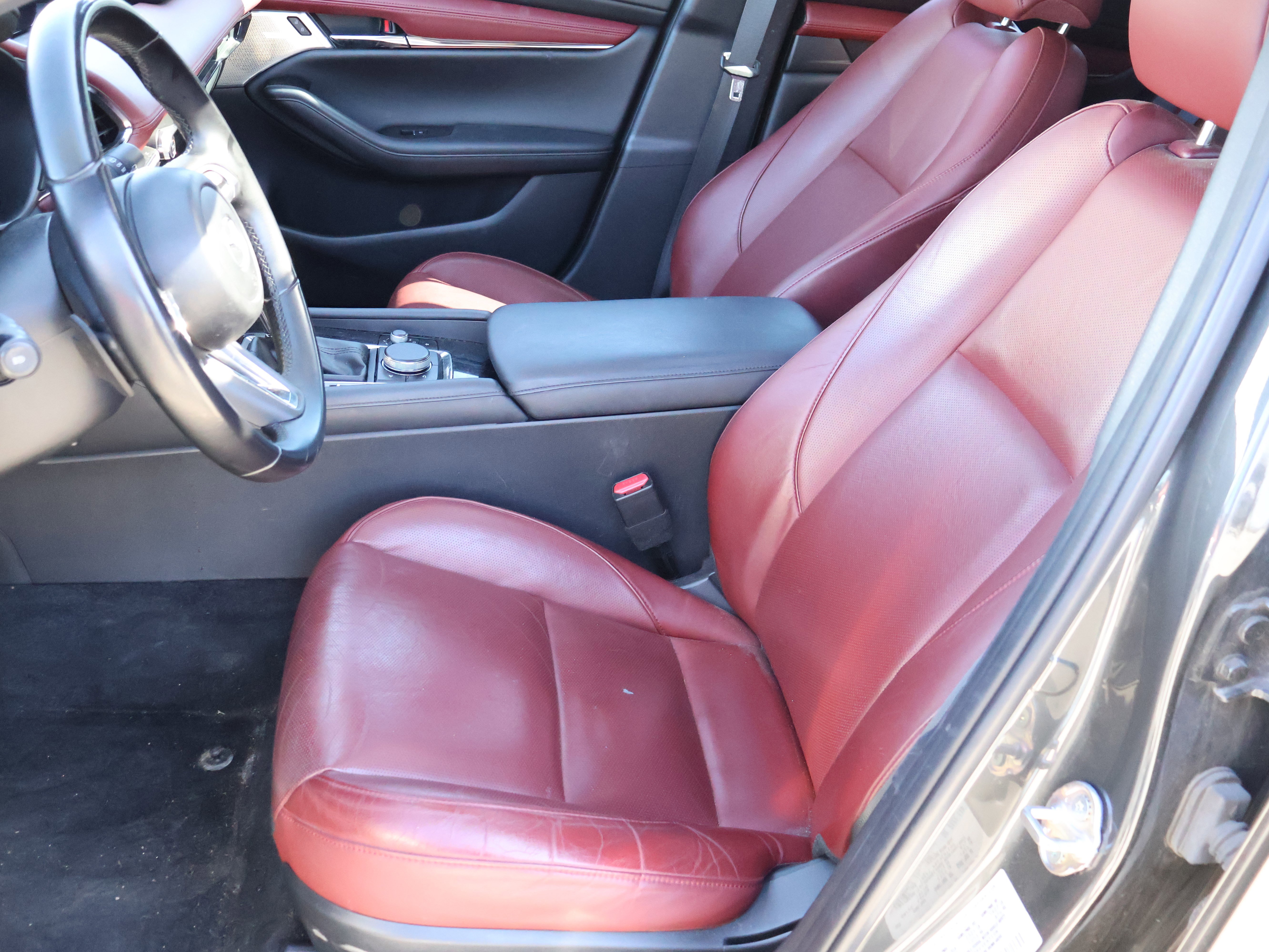 Used 2023 MAZDA MAZDA3 s image 37