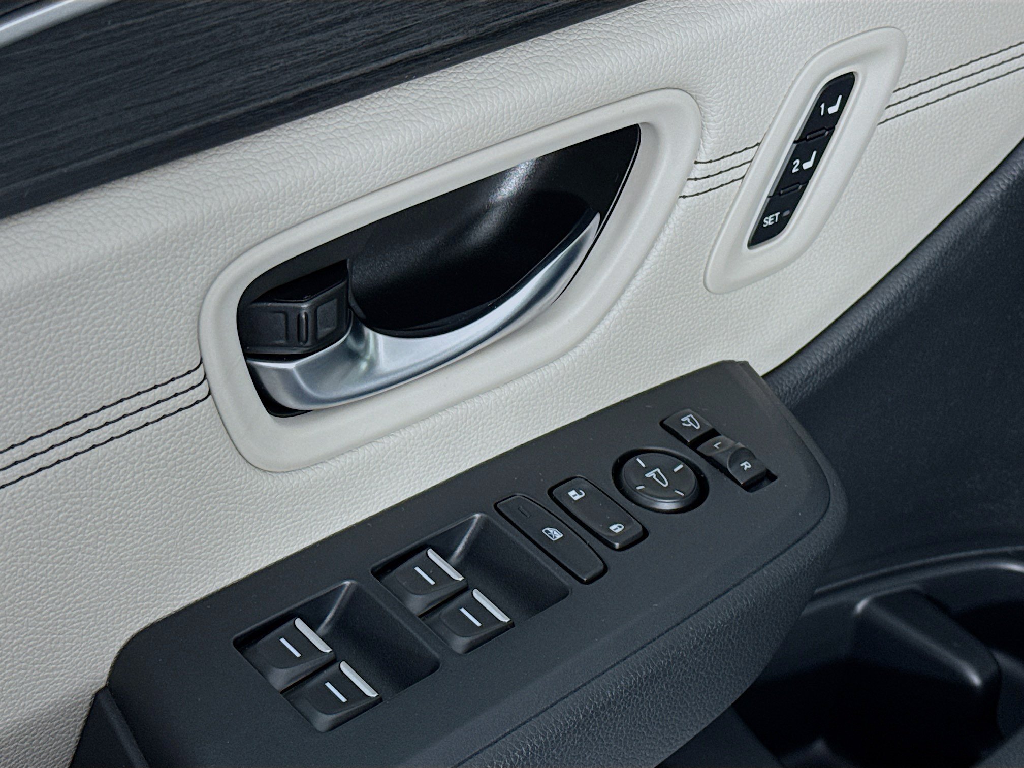 New 2026 Honda Pilot Touring image 18