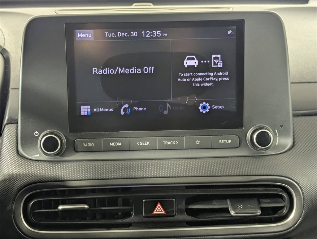 Used 2022 Hyundai Kona SEL w/ Convenience Package image 18