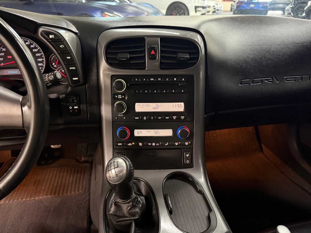 Used 2006 Chevrolet Corvette Z06 w/ Preferred Equipment Group RWD image 15