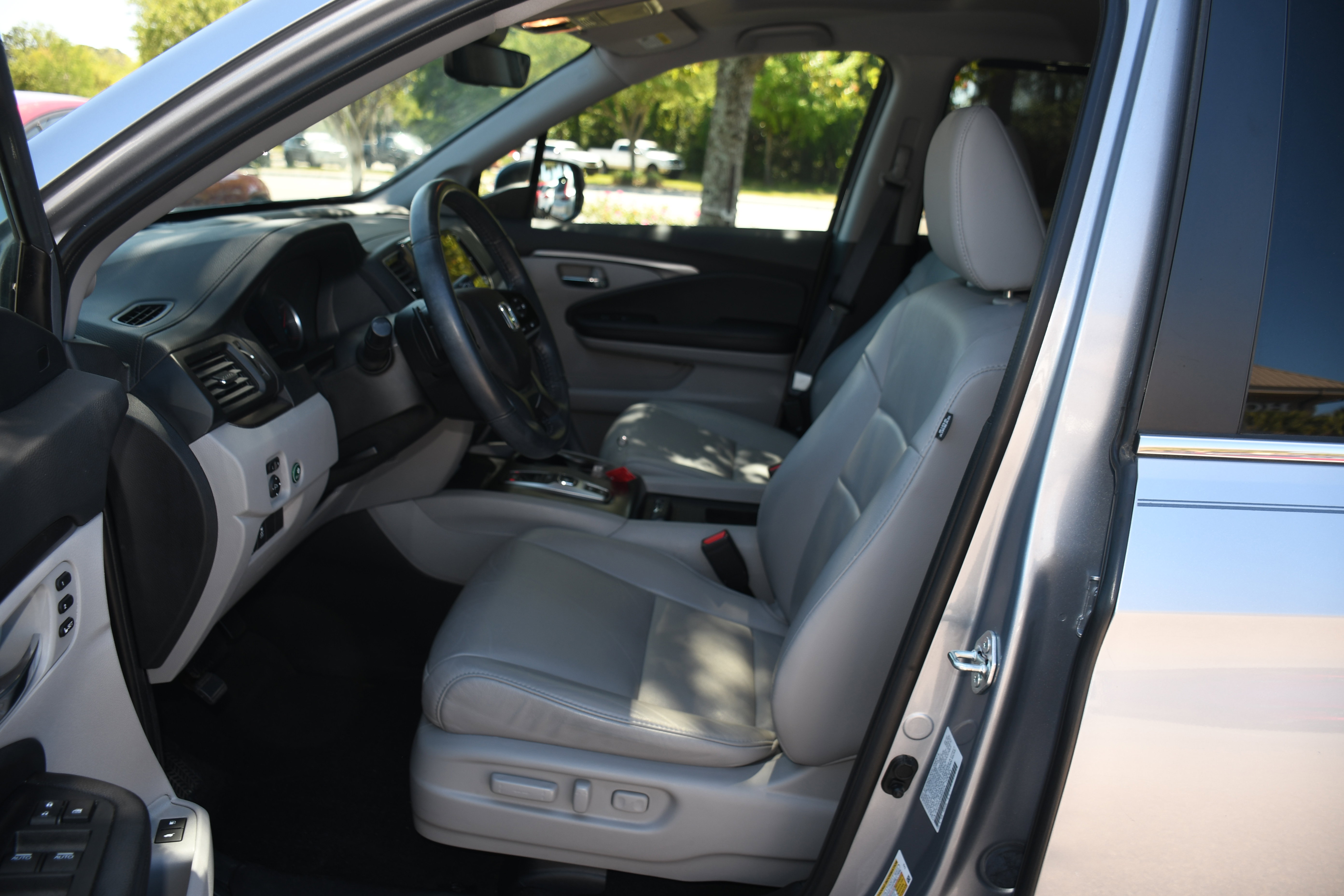 Used 2022 Honda Pilot Special Edition image 8