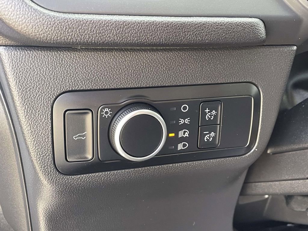 Certified 2025 Ford Escape Active image 11