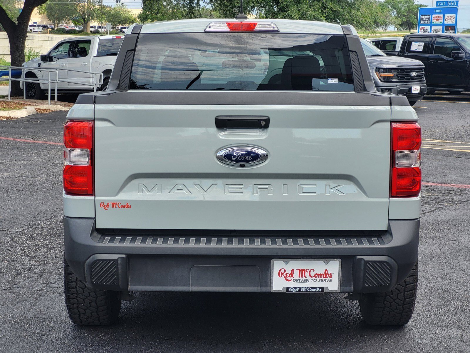 Used 2022 Ford Maverick XL FWD image 5