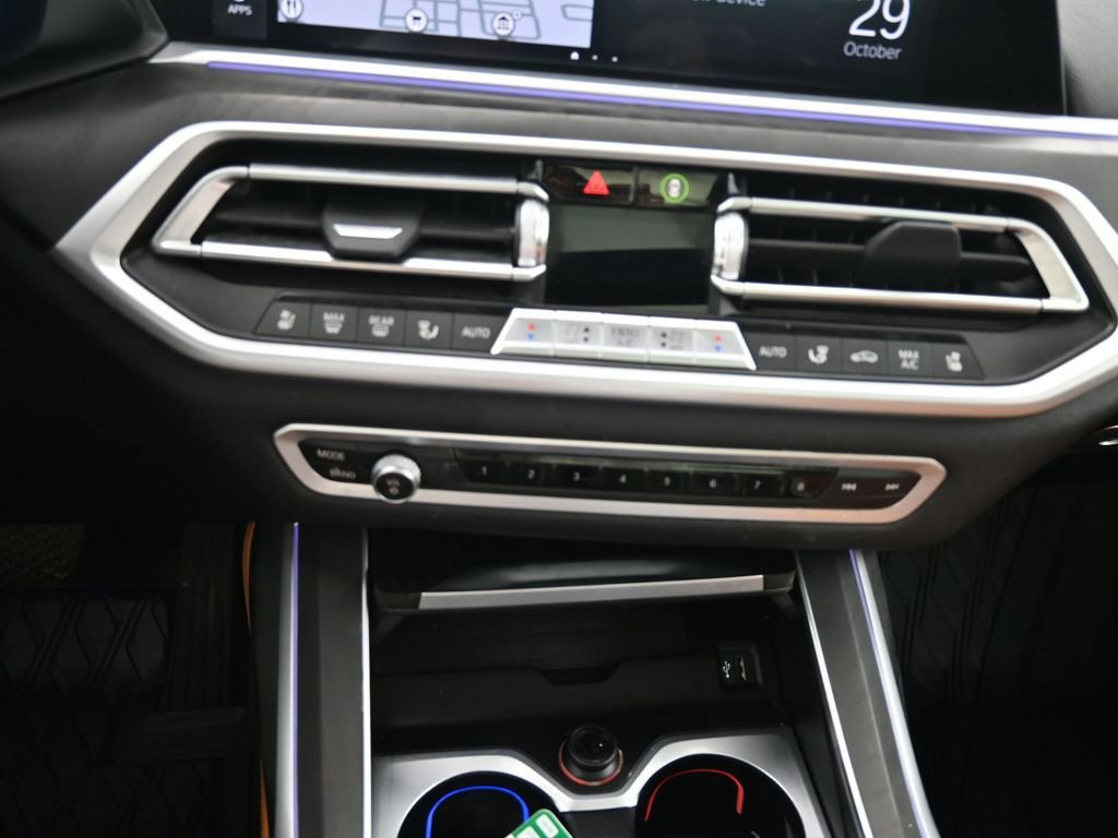 Used 2022 BMW X7 xDrive40i w/ Executive Package AWD/4WD image 21