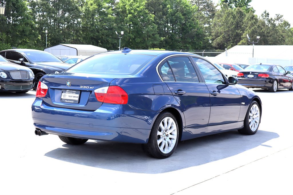 Used 2006 BMW 330xi Sedan AWD/4WD image 7