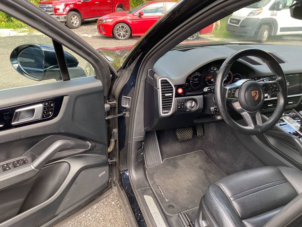 Used 2019 Porsche Cayenne image 10