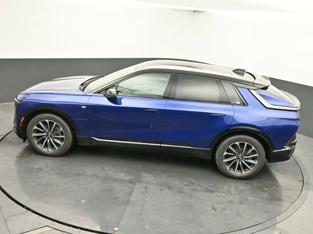 New 2025 Cadillac Lyriq Sport image 37