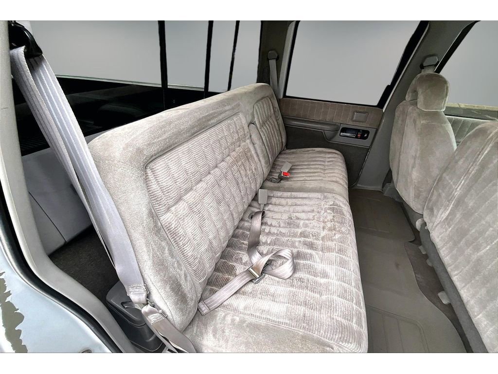 Used 1992 Chevrolet Silverado 3500 2WD Crew Cab image 17