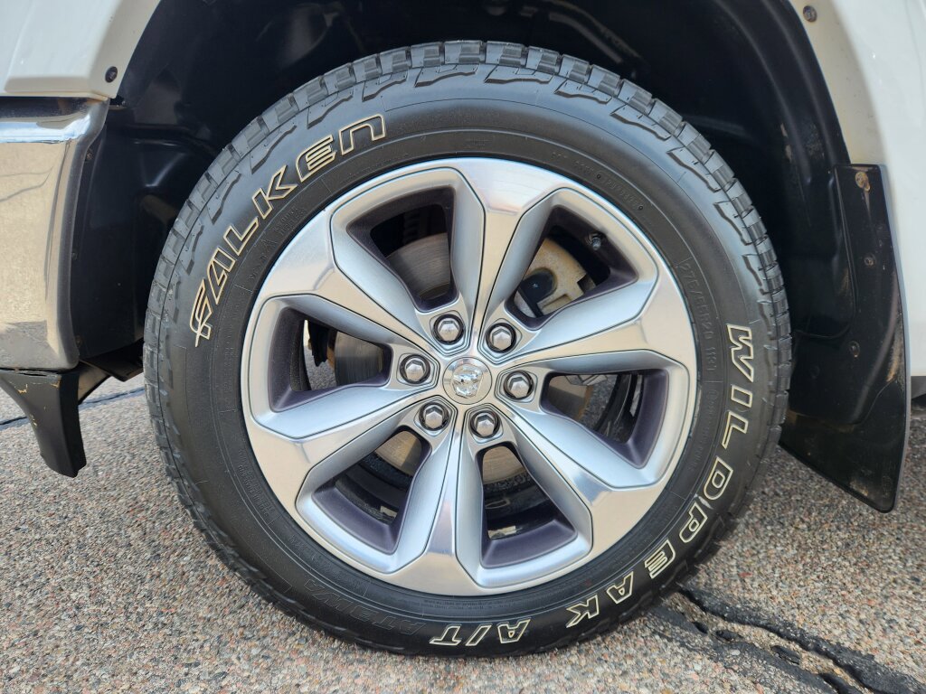 Used 2020 RAM 1500 Limited image 15