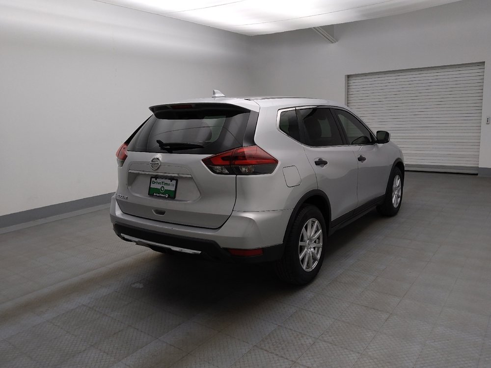 Used 2019 Nissan Rogue S image 9