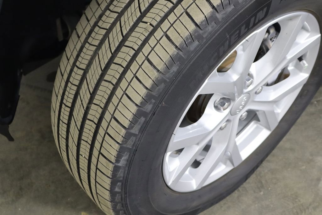 Used 2023 Jeep Grand Cherokee Limited w/ Trailer Tow Prep Group (B) image 42