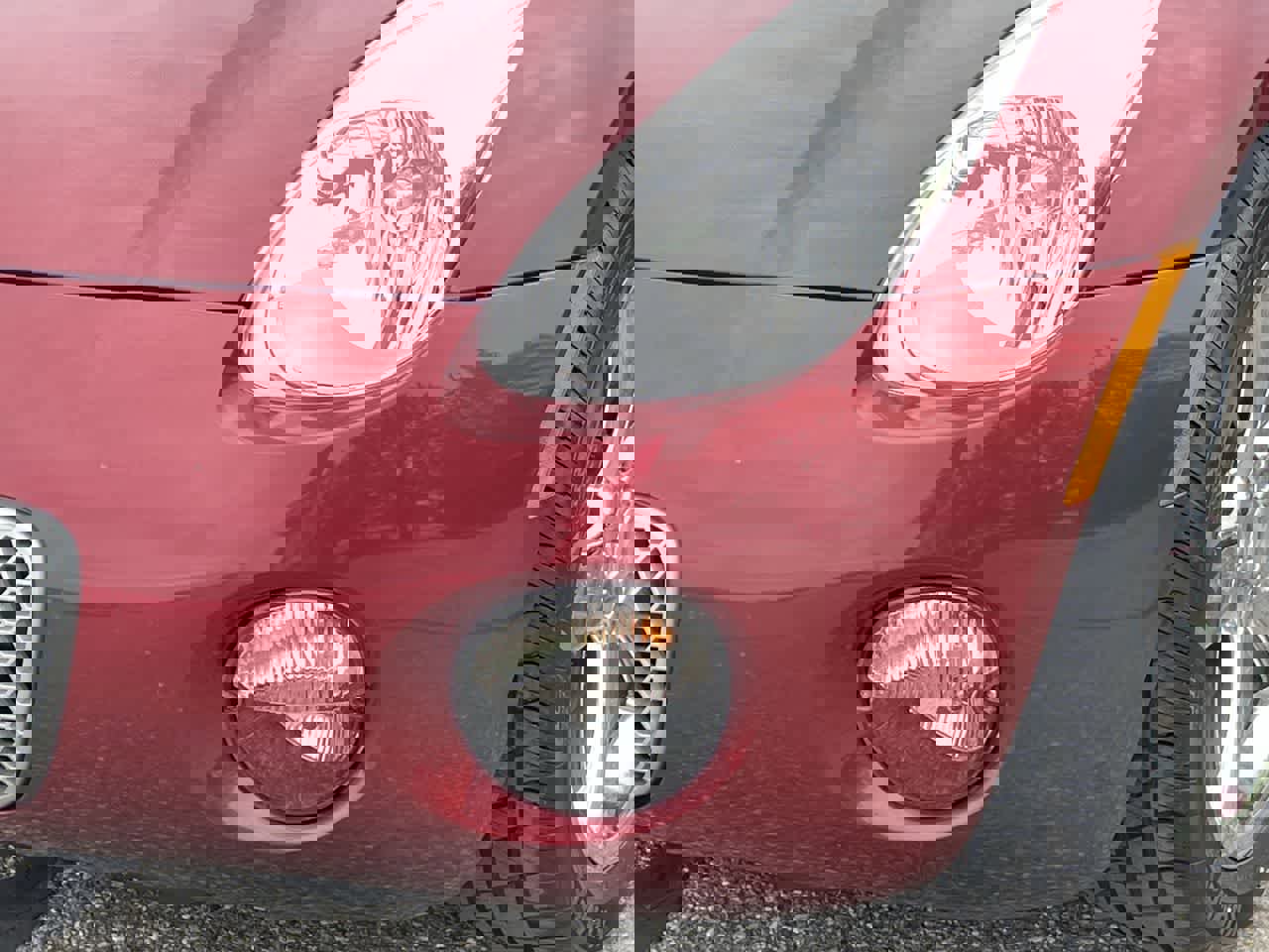 Used 2009 Pontiac Solstice Coupe w/ Premium Package RWD image 32