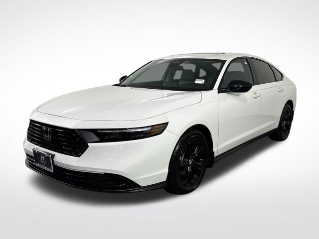Used 2025 Honda Accord SE image 2