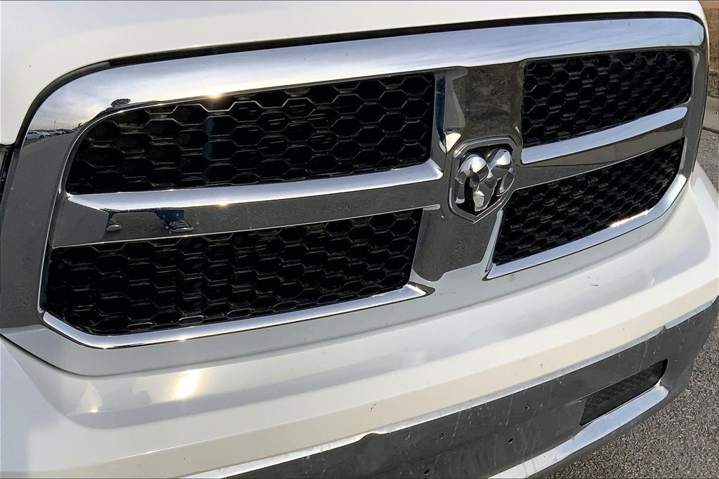 Used 2024 RAM 1500 Classic SLT image 24