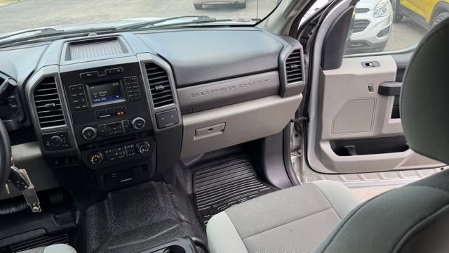 Used 2017 Ford F250 XL w/ Power Equipment Group AWD/4WD image 30