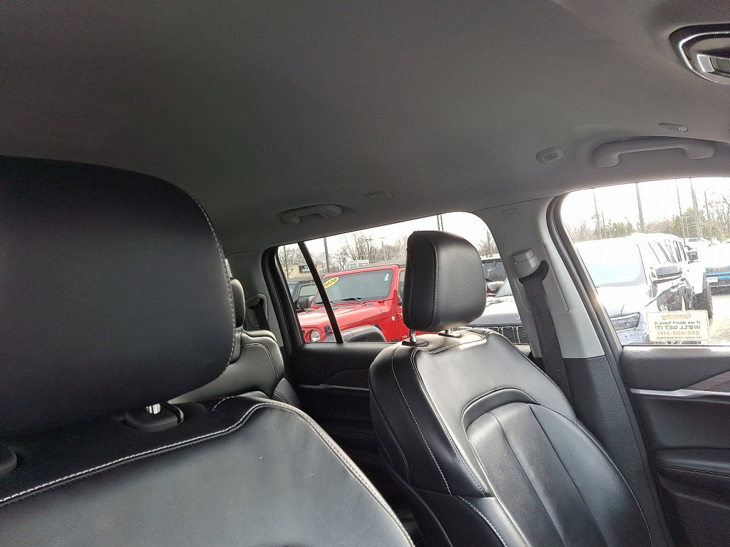 Used 2021 Jeep Grand Cherokee L Limited image 13