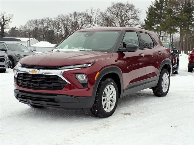 Used 2025 Chevrolet TrailBlazer LS w/ LS Convenience Package image 4