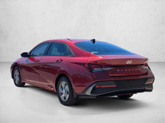 New 2026 Hyundai Elantra SE FWD image 9