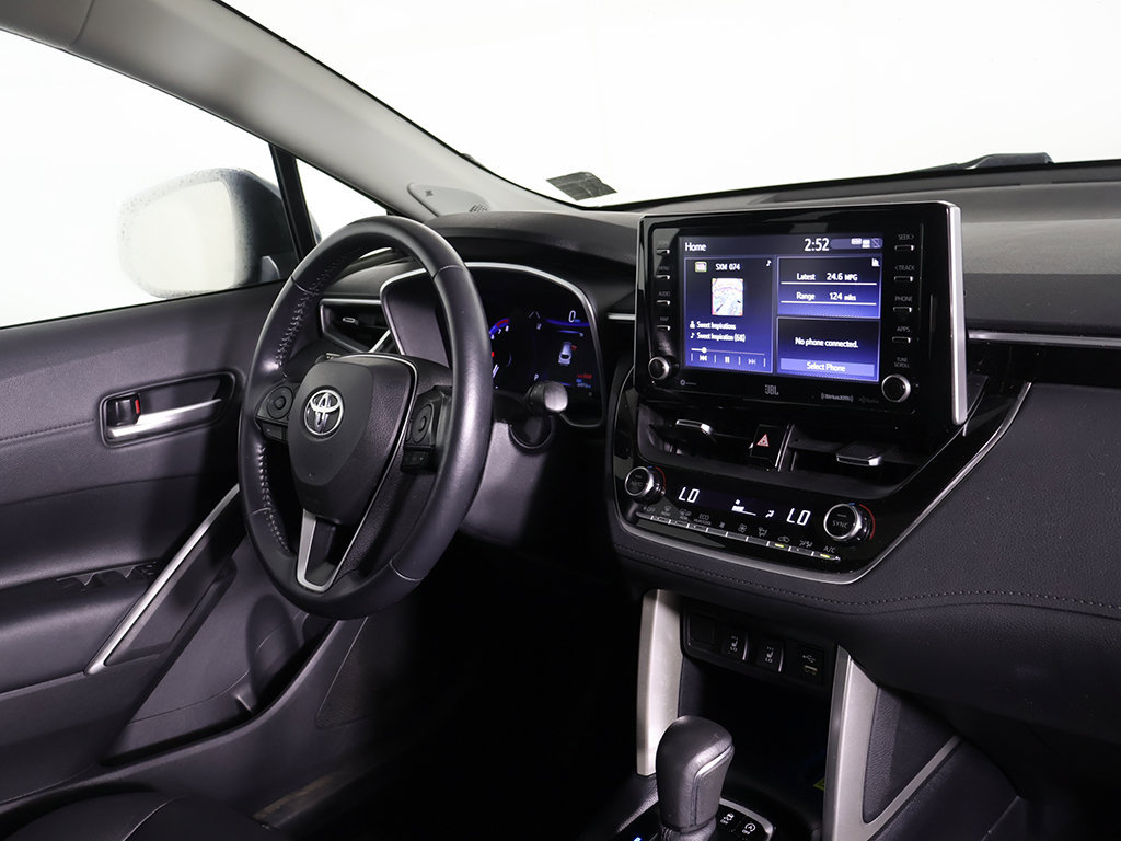Used 2022 Toyota Corolla Cross XLE w/ Convenience Package AWD/4WD image 26