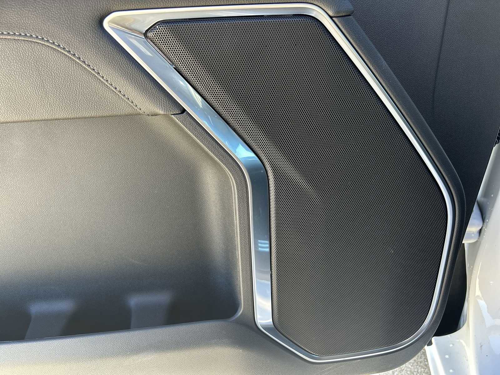 New 2026 GMC Sierra 2500 SLE image 23