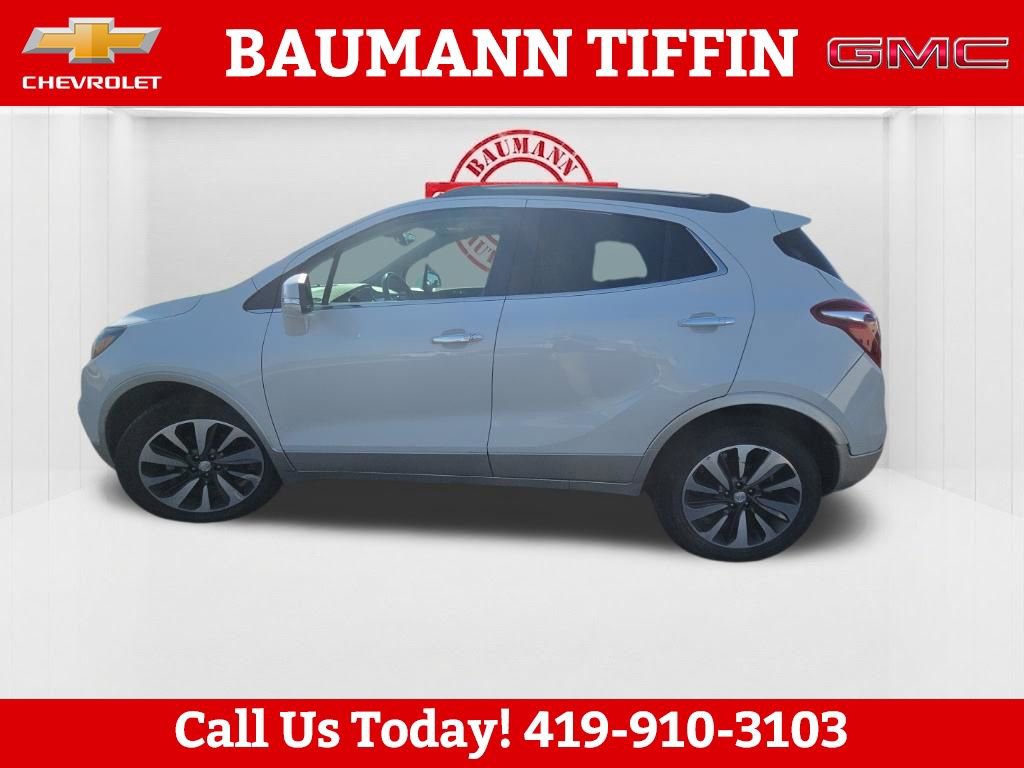 Used 2018 Buick Encore Essence FWD image 4