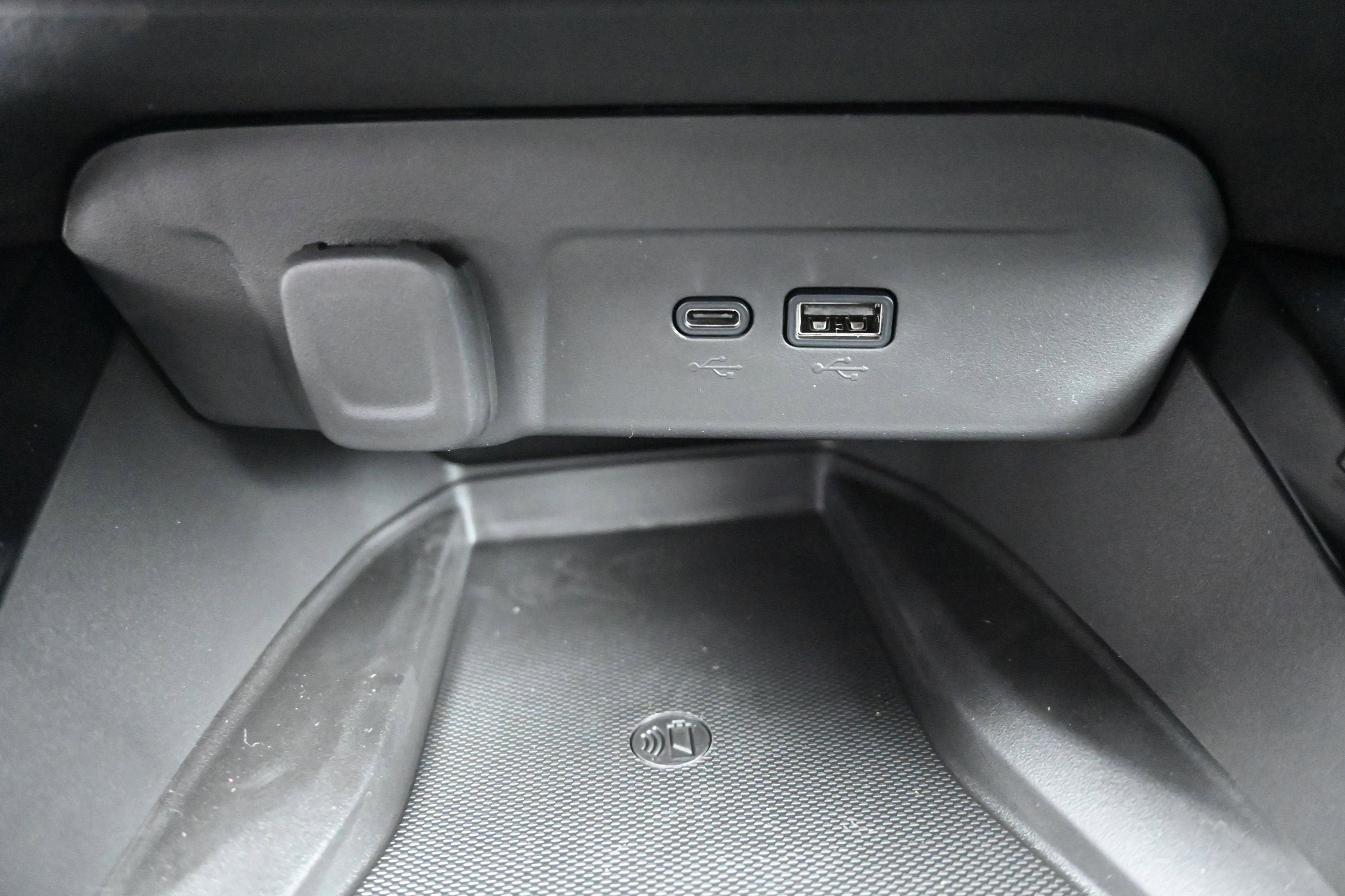 New 2026 Chevrolet Trax LT w/ Sunroof Package FWD image 19