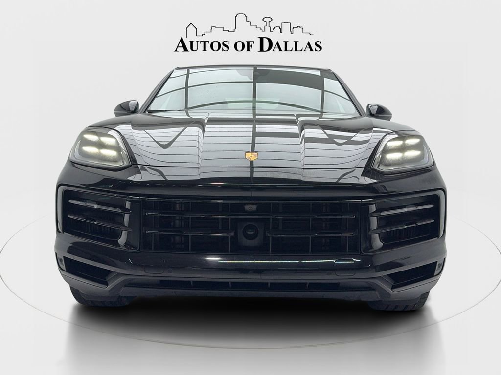 Used 2024 Porsche Cayenne Coupe image 4