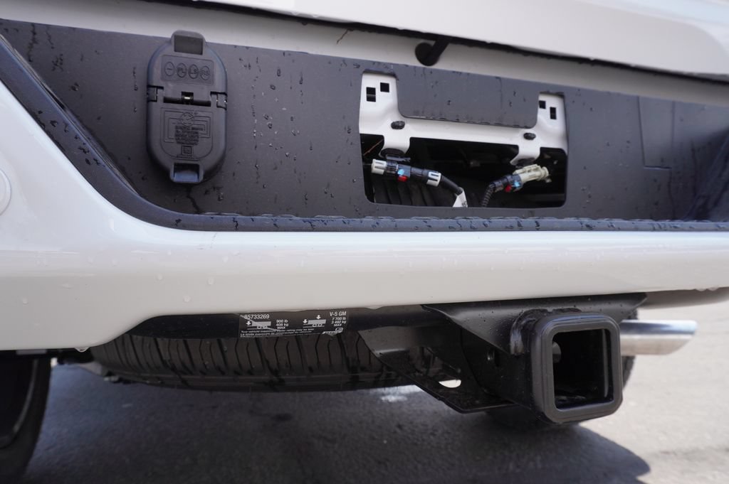 New 2026 GMC Canyon Elevation w/ Convenience Package RWD image 8