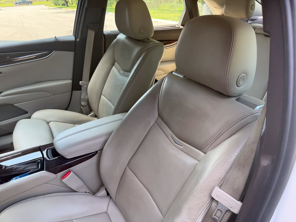 Used 2016 Cadillac XTS Premium FWD image 12