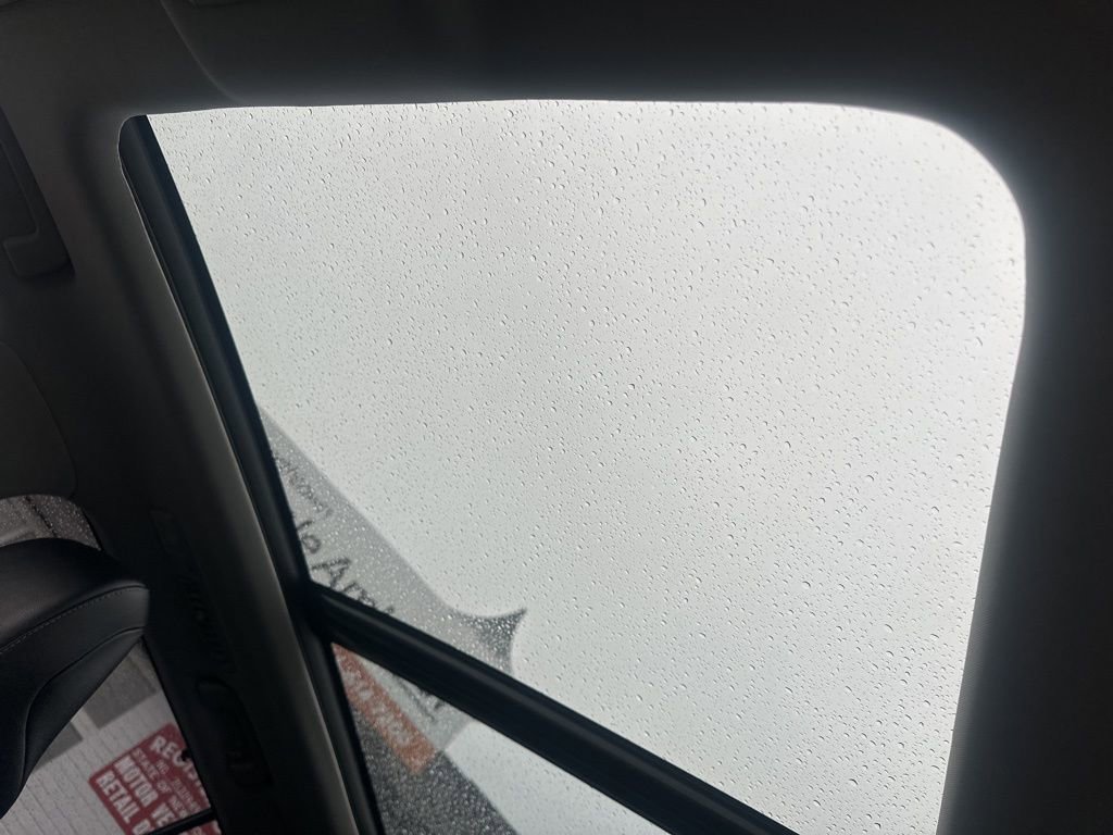 Used 2021 Toyota Highlander Platinum image 25