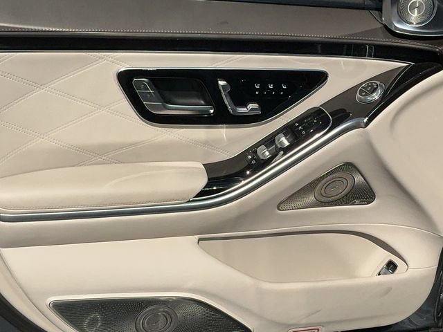 Used 2024 Mercedes-Benz Maybach S 580 4MATIC image 11