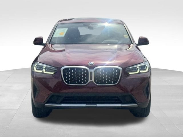 Used 2025 BMW X4 xDrive30i AWD/4WD image 13
