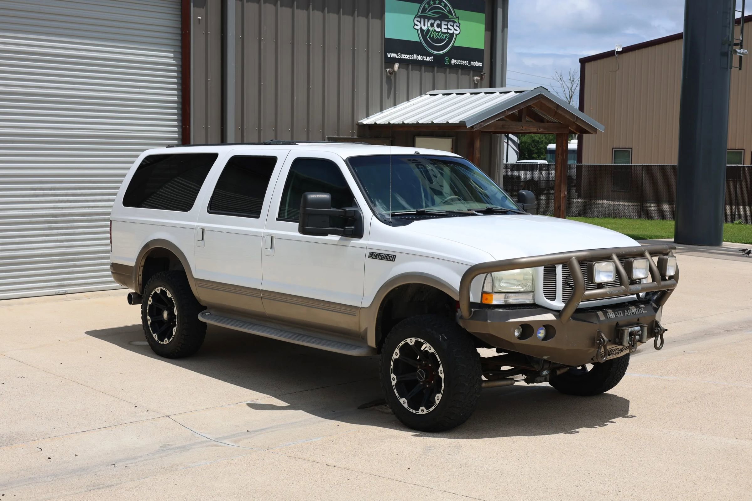 Used 2004 Ford Excursion Eddie Bauer AWD/4WD image 12