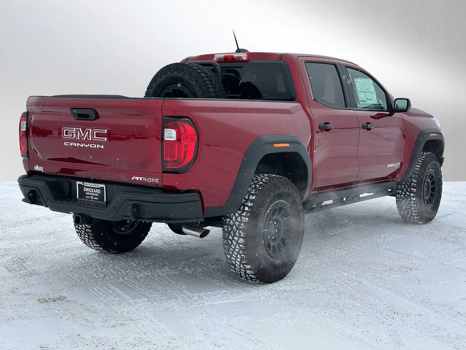 New 2026 GMC Canyon AT4X w/ AT4X AEV Edition AWD/4WD image 3